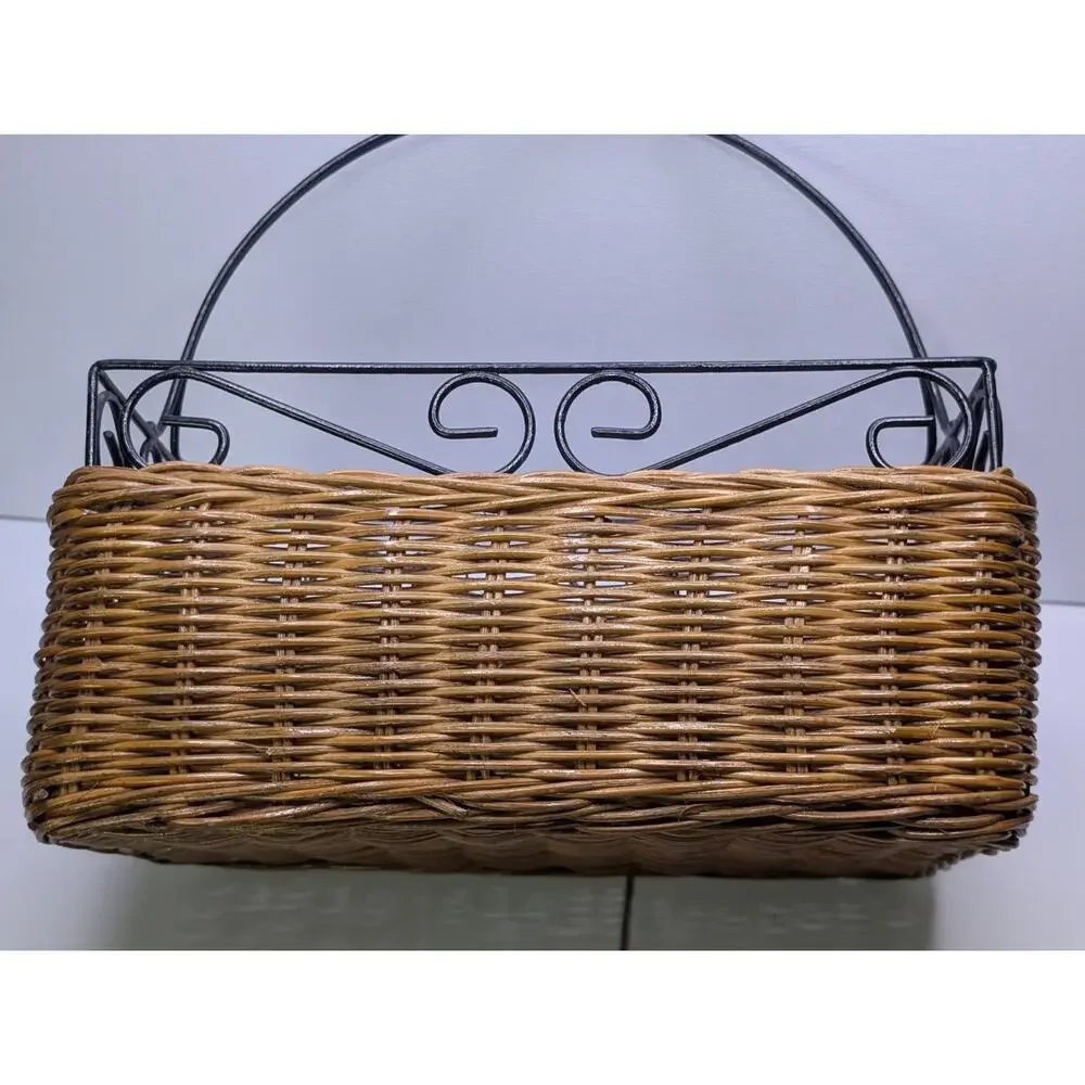 Unbranded carry frame